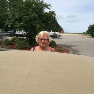 Meet your Posher, Tami